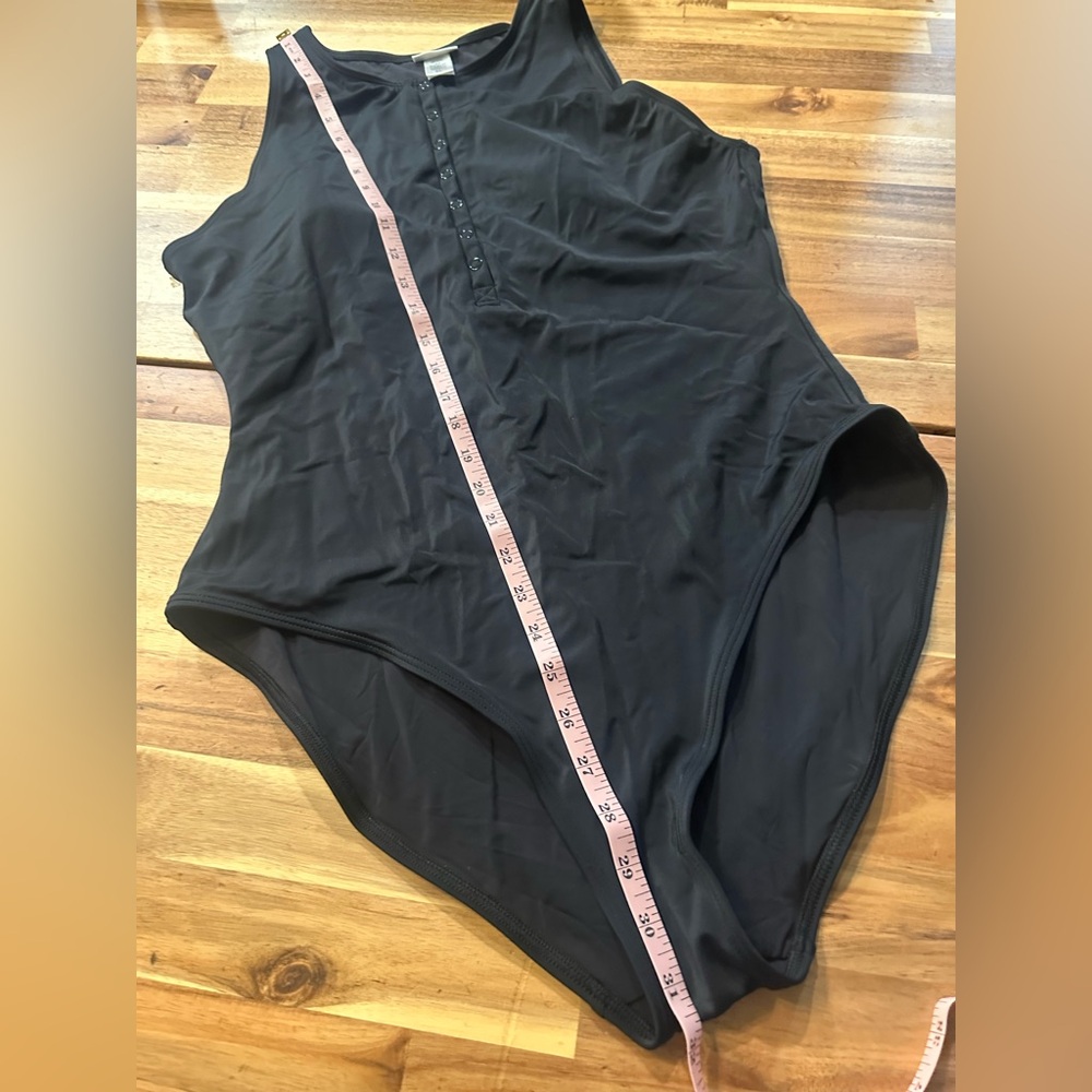 Andie | Swim Malibu one-piece  Swimsuit| Size XL - Picture 5 of 10